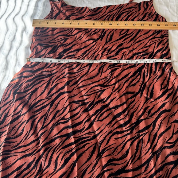 Anthropologie dress - Picture 10 of 11